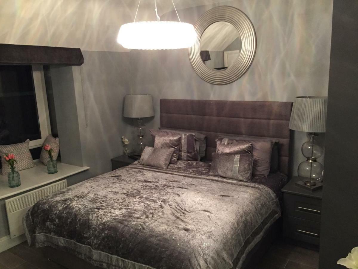 The Town House Kinsale, Hosted By Exquisite Holiday Homes, Sleeps 16 외부 사진