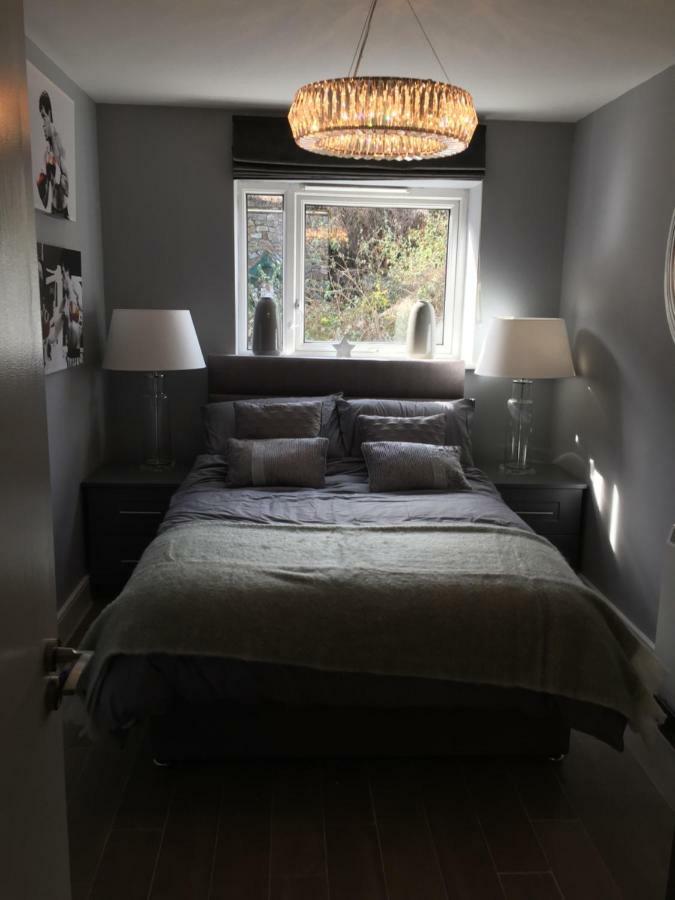 The Town House Kinsale, Hosted By Exquisite Holiday Homes, Sleeps 16 외부 사진