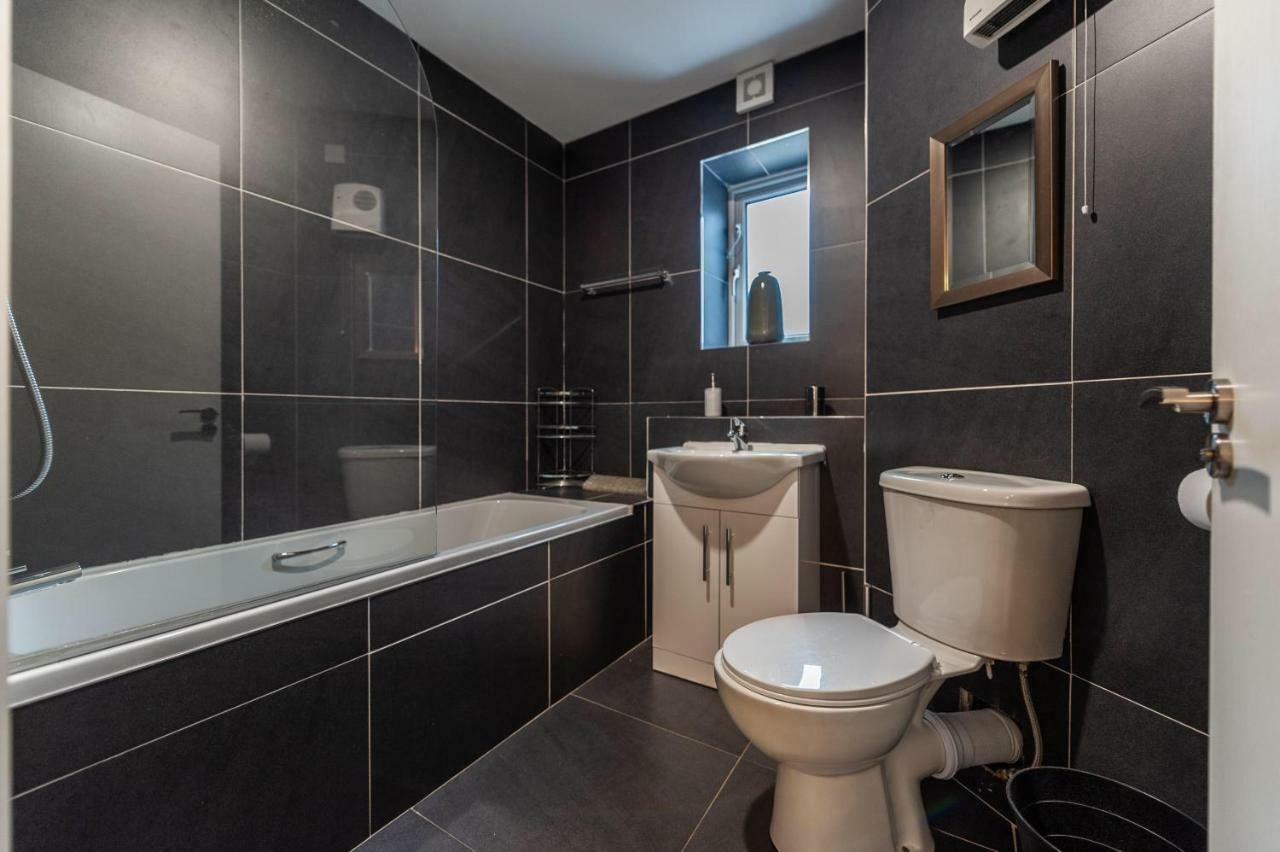 The Town House Kinsale, Hosted By Exquisite Holiday Homes, Sleeps 16 외부 사진