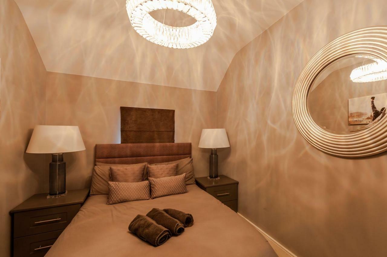 The Town House Kinsale, Hosted By Exquisite Holiday Homes, Sleeps 16 외부 사진